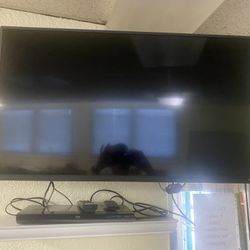 Vizio 40 Inch Tv With Wall Mount And remote