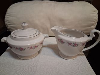 VINTAGE TANGSHAM MADE IN CHINA 3 PIECE SUGAR BOWL, LID, CREAMER SET