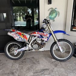 Yamaha YZ 450f 4 Stroke 