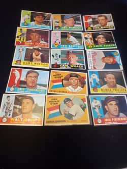 Vintage1960 Topps Baseball card lot with high  #s-EX