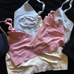 Bras/undershirts 