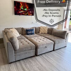 Gray Costco Sectional Couch 🛋️- Free Delivery 🚚 