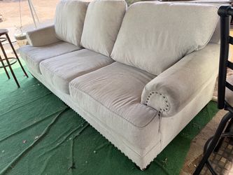 Free Sofa