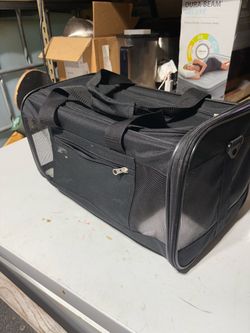 Cat carrier