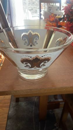 Vintage Anchor Hocking Gold Wheat Glass Serving Bowl - Mid Century Modern