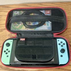 Nintendo Switch OLED Animal Crossing Edition 64 GB + 3 Games + Case + Charger