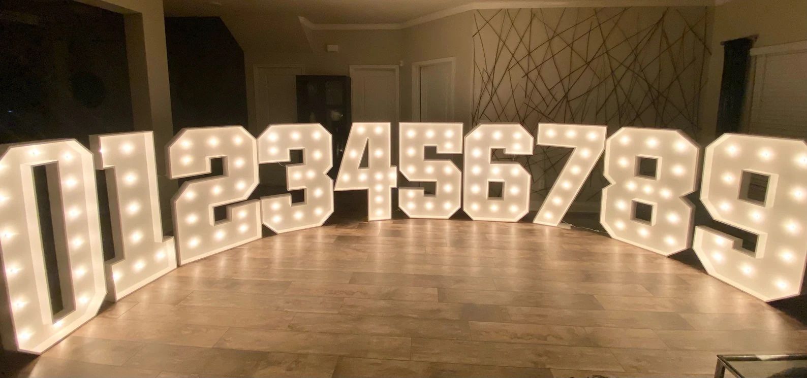 Marquee Numbers 