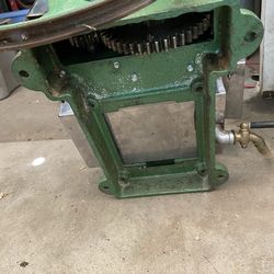 Sugarcane juicer