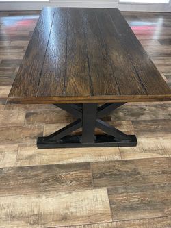 Living room Table country style 🦅