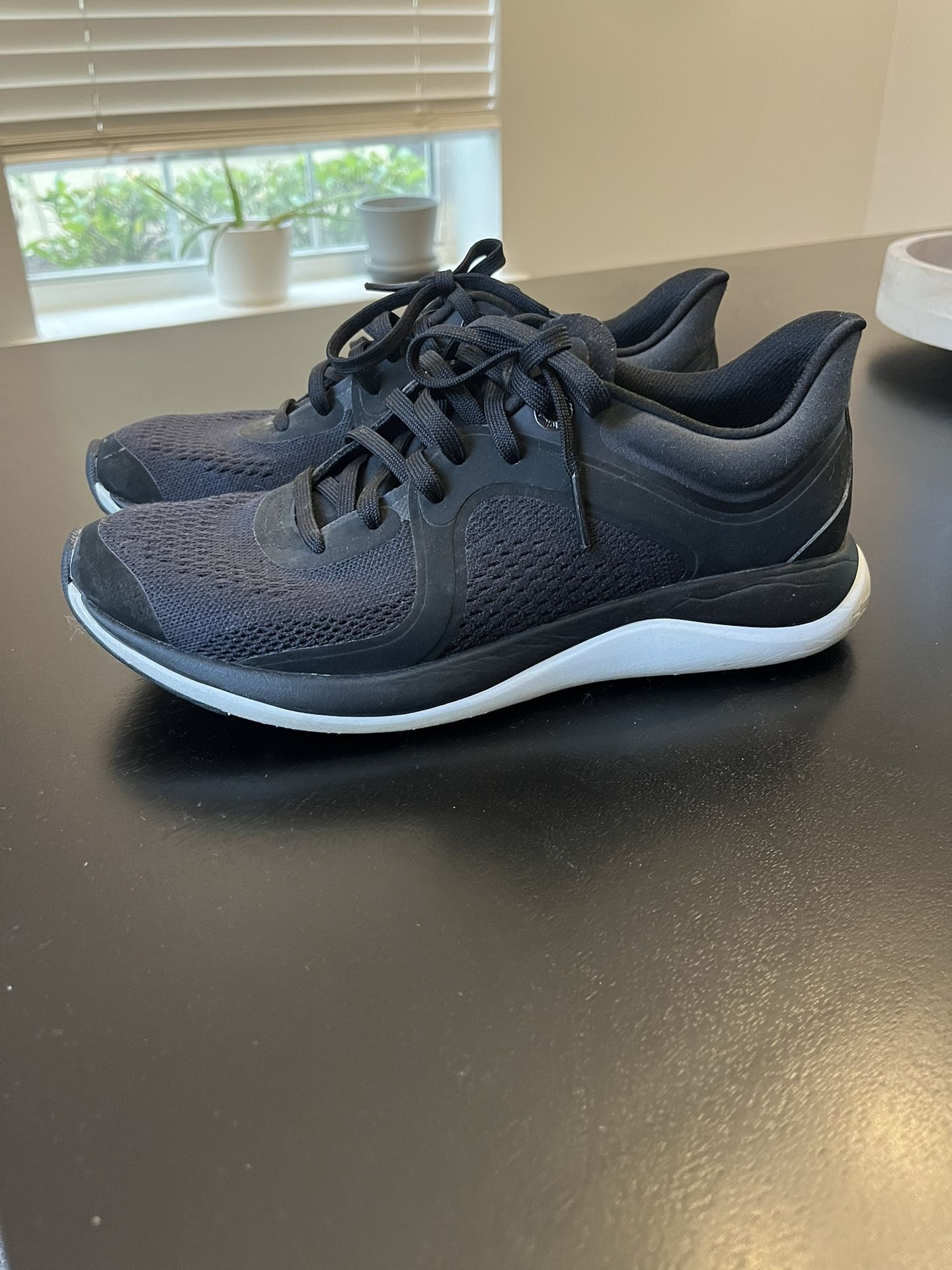 Lululemon Chargefeel Shoes Size 7.5