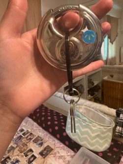 Storage unit lock