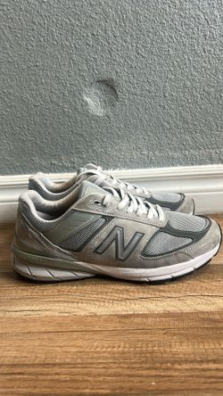 New Balance 990 V5 Size 9.5 Men’s 
