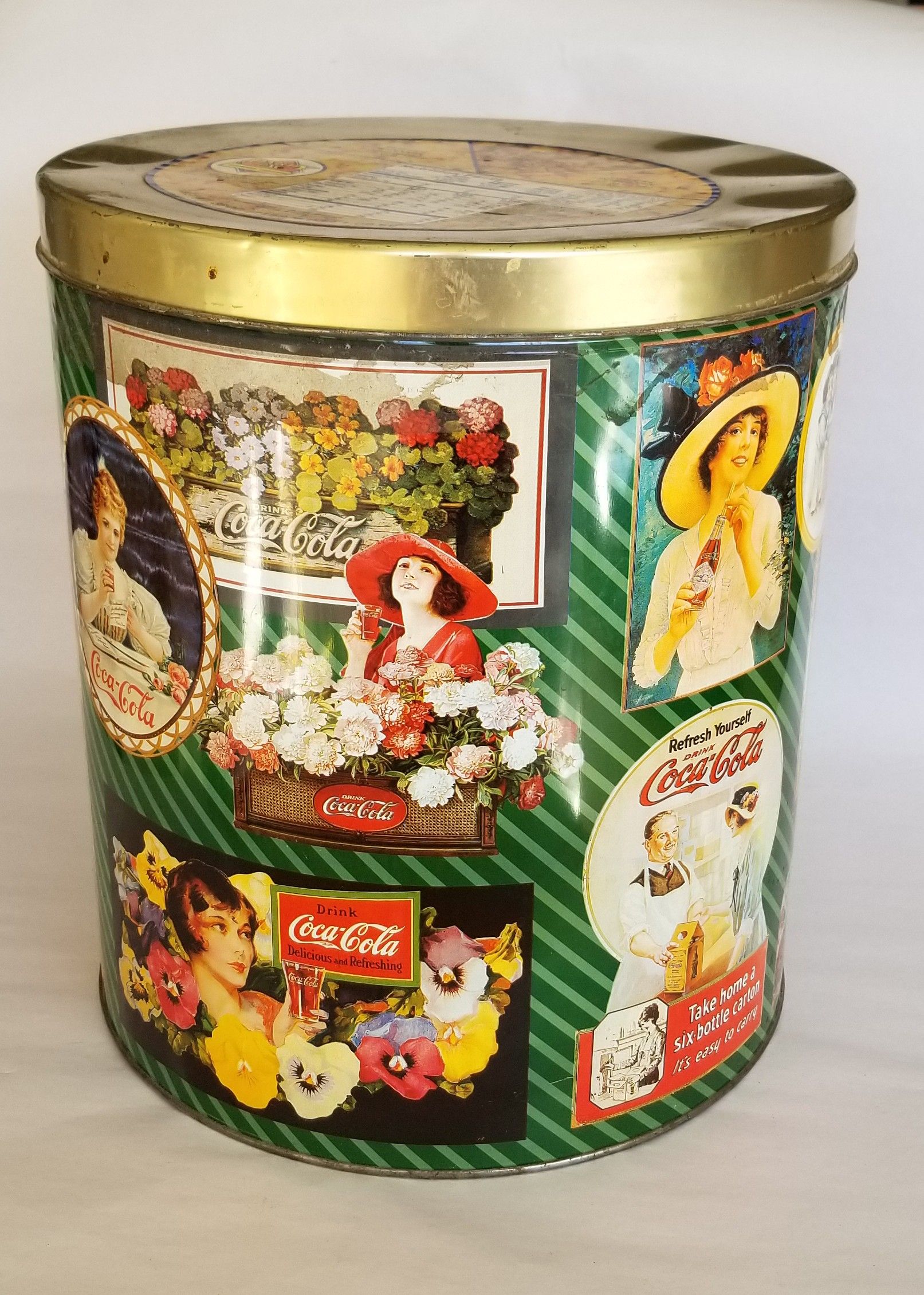 Collectable Coca-Cola Popcorn Tin Condition - Good 11.5"T x 10"D