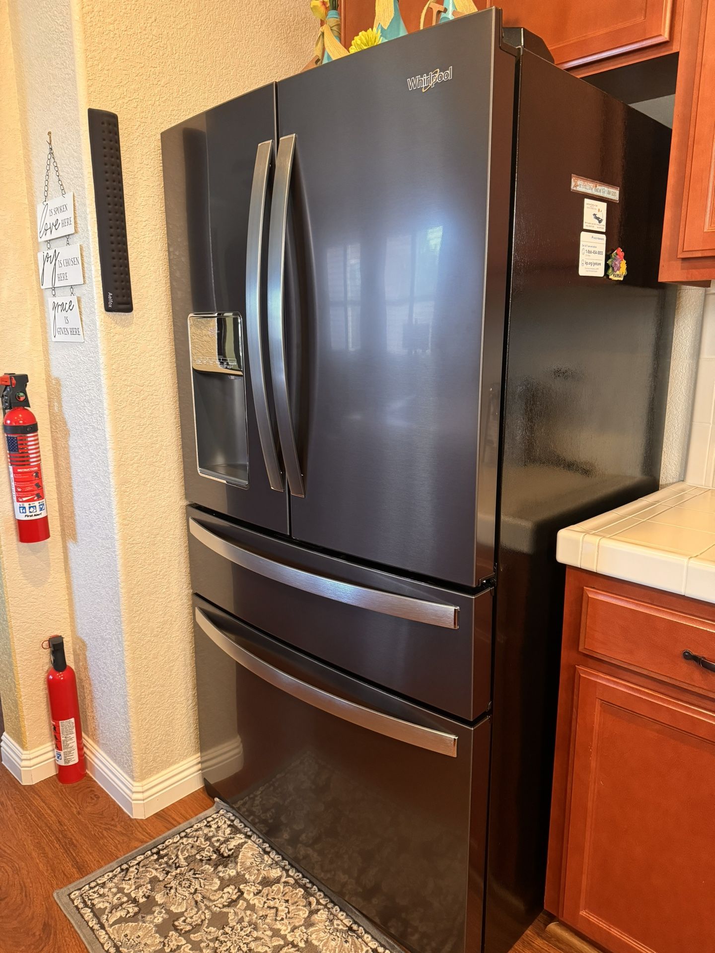 Whirlpool Gold Refrigerator for Sale in Stockton, CA OfferUp