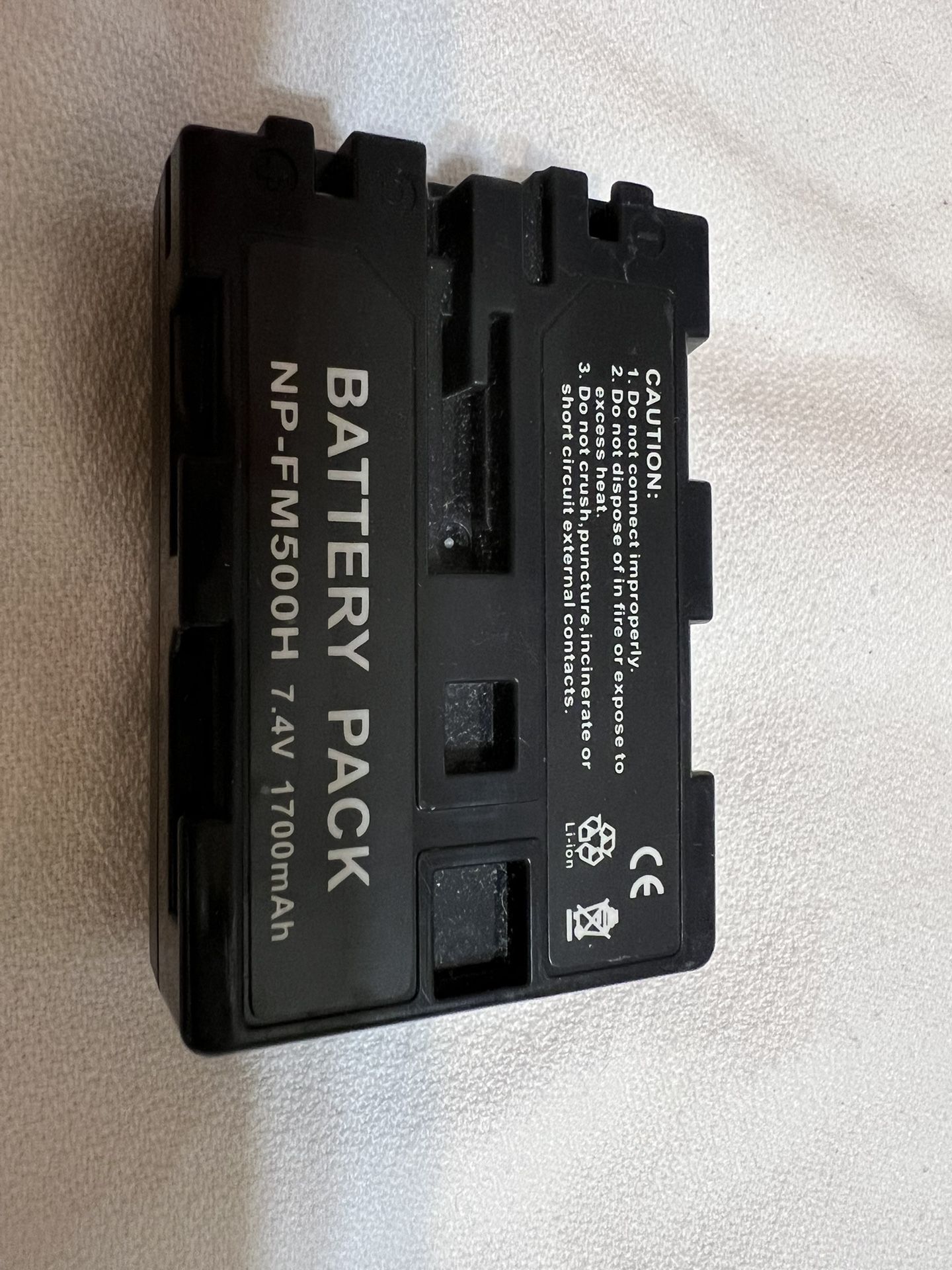 Used Camera Battery Pack NP-FM500H 7.4V 1700mAh
