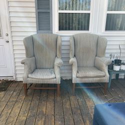 Free Chairs And Ottoman 
