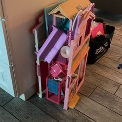 Barbie Doll House 