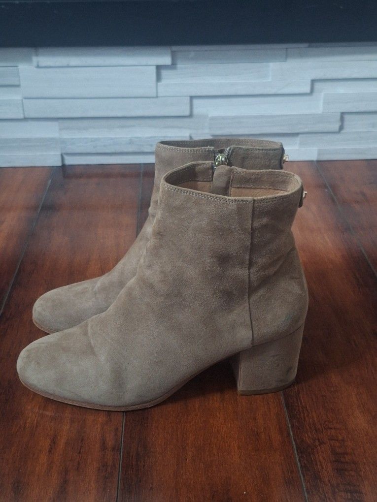 Coach Suede Tan Bonnie Ankle Boots Size 8.5