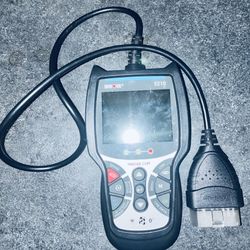 Innova 5210 OBD2 Scanner and Engine Code Reader