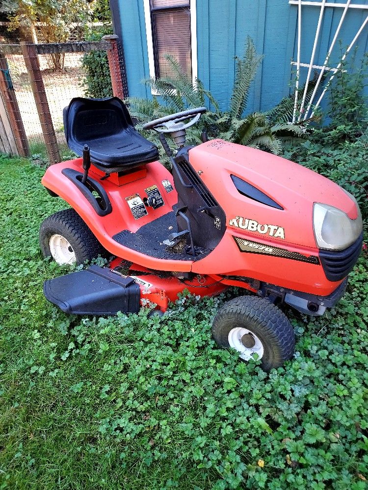 Lawn Tractor Kubota For Sale In Belfair WA OfferUp