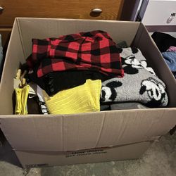 Box Full Of Medium Womens Clothes 