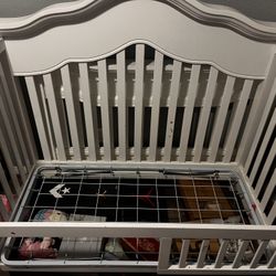 Baby Crib 