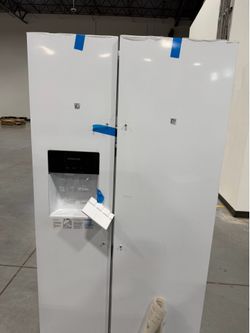 Brand New Frigidaire Refrigerator – Never Used