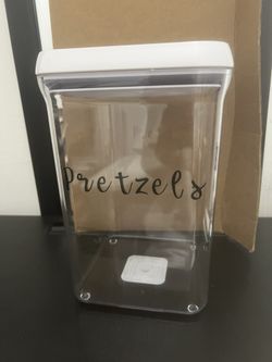 OXO Good Grips Airtight Food Storage Container 4.0 qt.