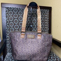 Calvin Klein Shoulder Bag