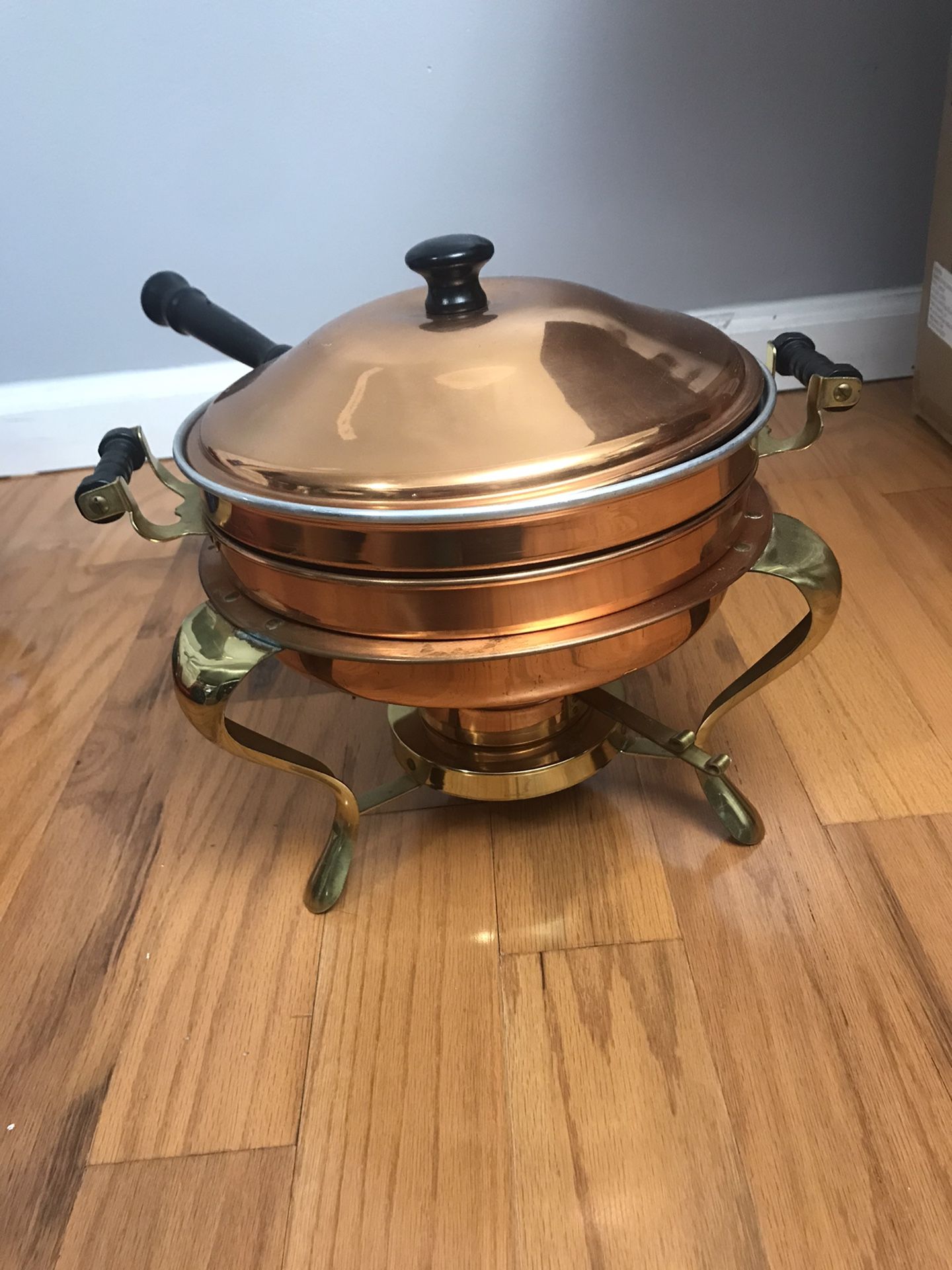 Chafing dish! Chafing pot! Chafing pan! Keeps foods warm! Catering! OBO!