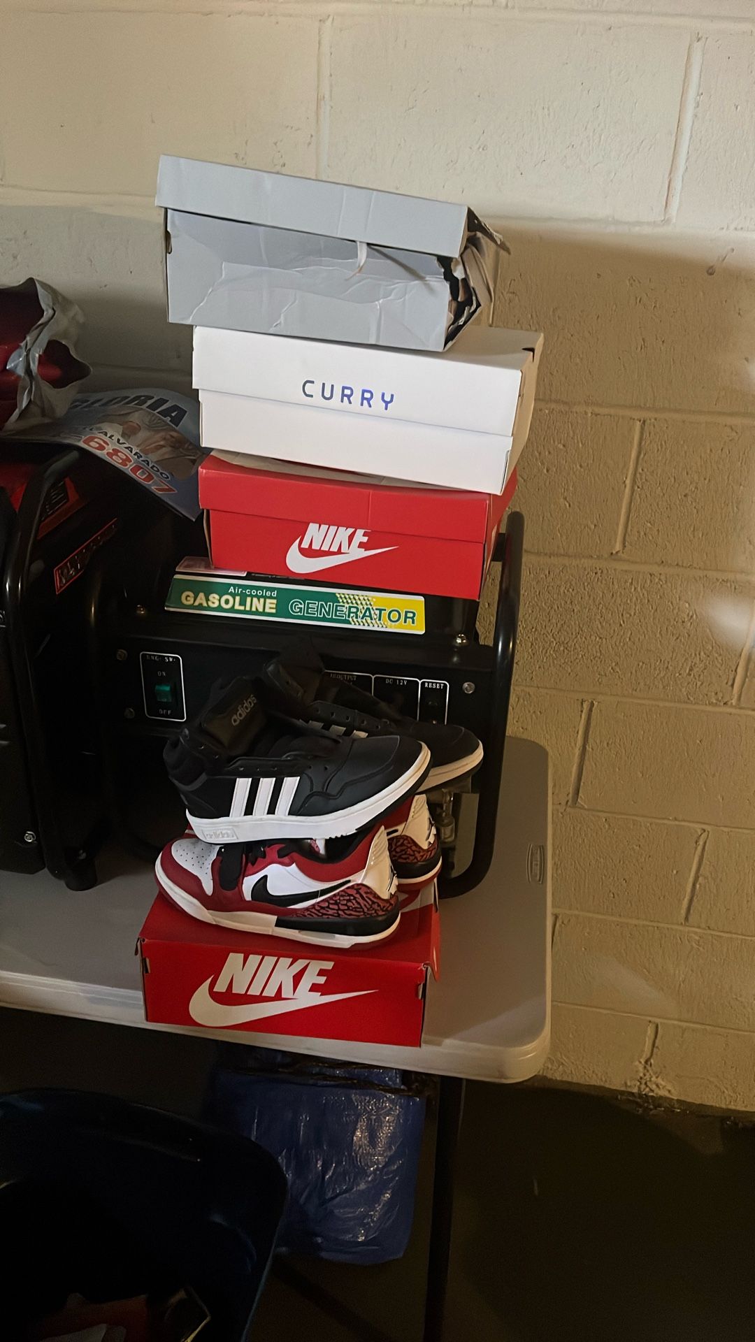Selling Shoes I Don’t Need Them Jordan‘S Air Forces Dunks