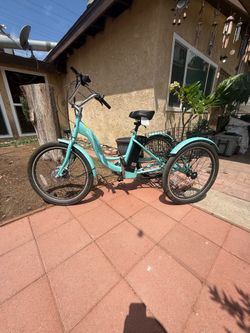 Mooncool Electric Tricycle