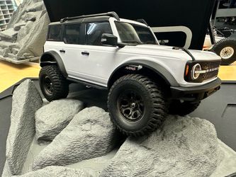 Traxxas trx4m 1/18 crawler