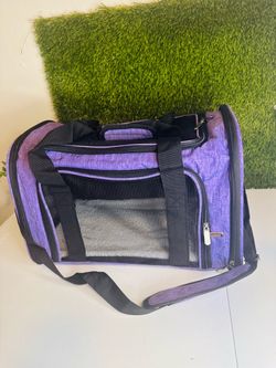 Purple pet carrier! Medium size! Brand new