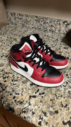 Youth 5.5 Air Jordan 1 shoes