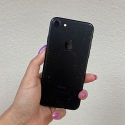 iPhone 7 32GB Unlocked 