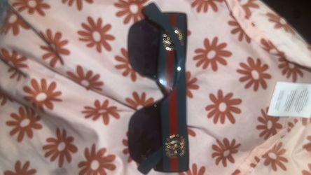 Gucci Sunglasses with Web Stripe Detail