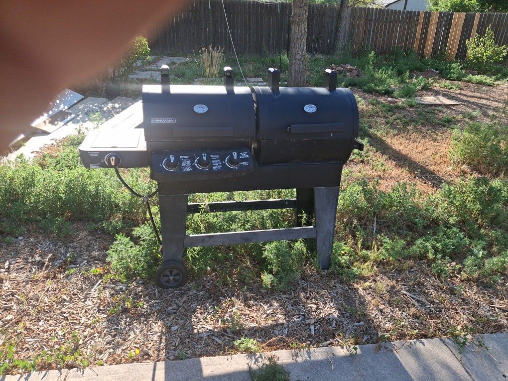 Brinkman Propane Charcoal Smoker Grill