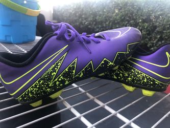 Nike Cleats size 5.5Y