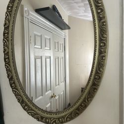 Oval vintage Mirror 