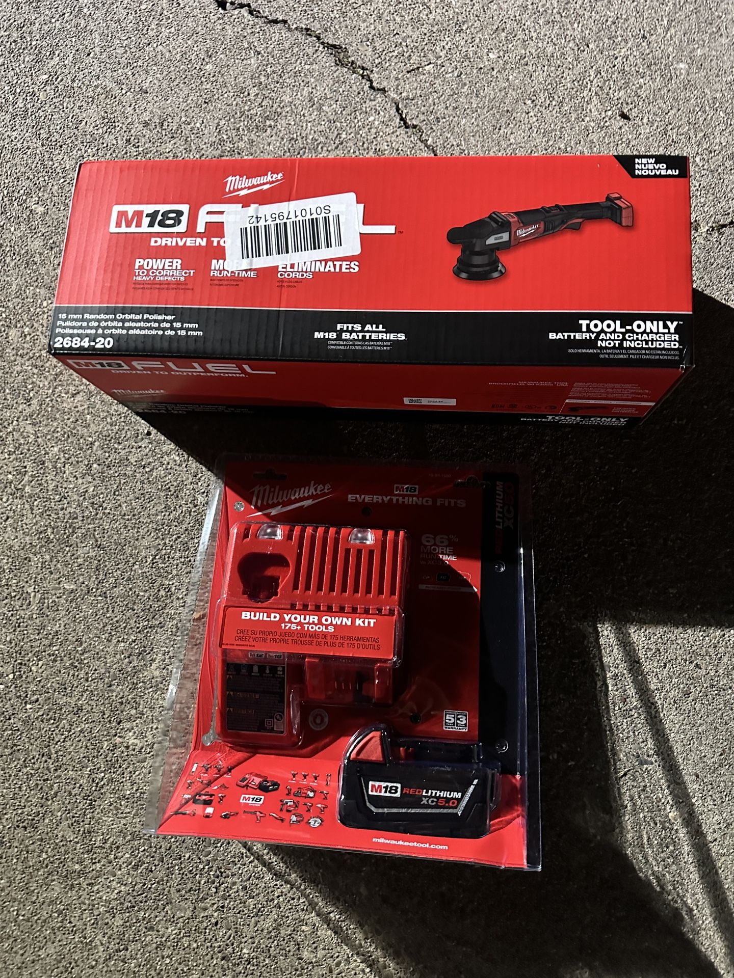 Milwaukee Polisher With Battery & Charger