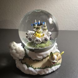 Pokémon Snow Globe 