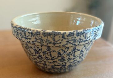 Robinson Ransbottom Stoneware Pottery 9" Blue Spongeware Mixing Bowl