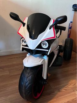 Kids ride on motorcycles
