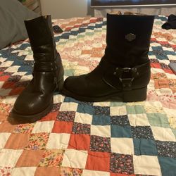 Women’s 7 1/2 Harley Davidson Boots 