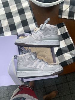 Brand new adidas ivy park forum mid women’s size 6.5
