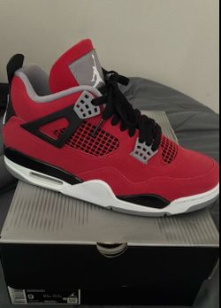 Air Jordan 4 Retro  (Toro)