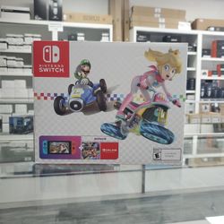 Nintendo Switch Mario Kart 8 Deluxe 4/23
