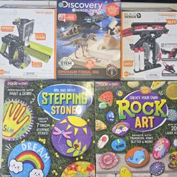 Science Toy Assortment Rock Art Hexbug Fossil
