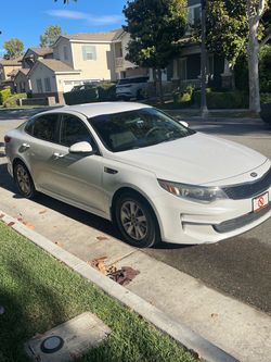 2017 KIA Optima